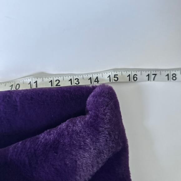 Modena Elegant Purple Shawl - Soft and Stylish - Picture 3 of 4